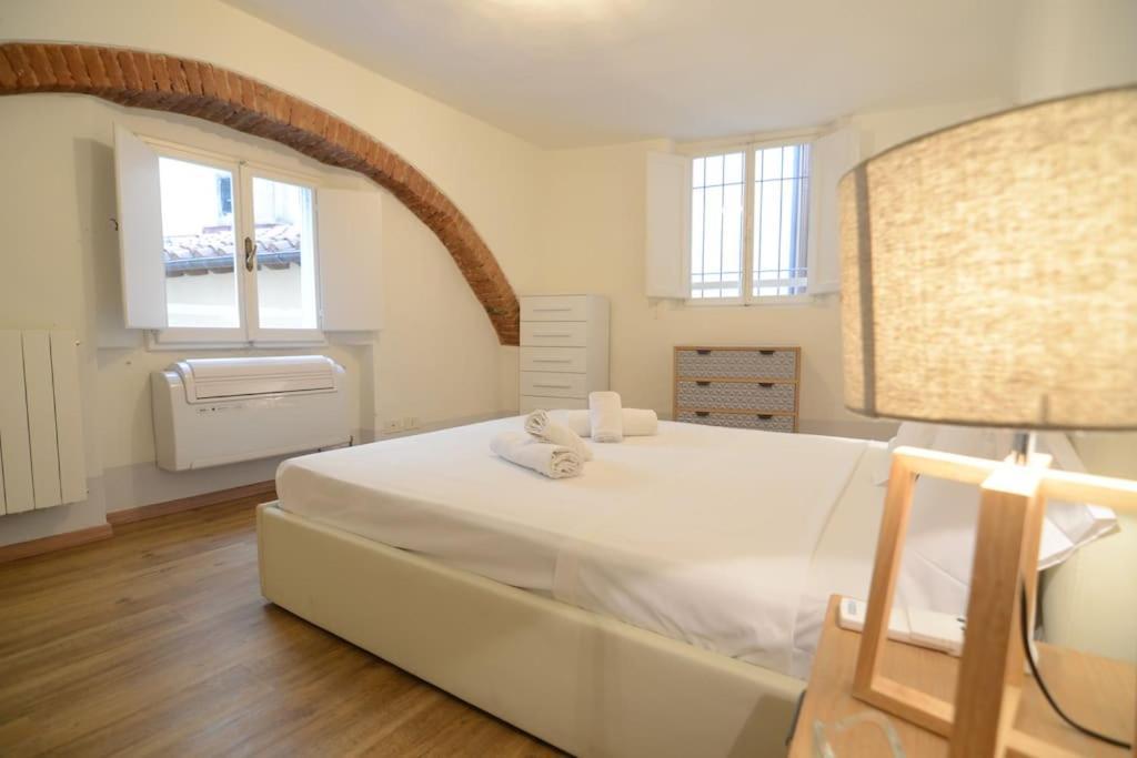 Keys Of Italy - Sprone 15 - 2 Bedroom Family Apartment By Ponte Vecchio Florence Exterior photo